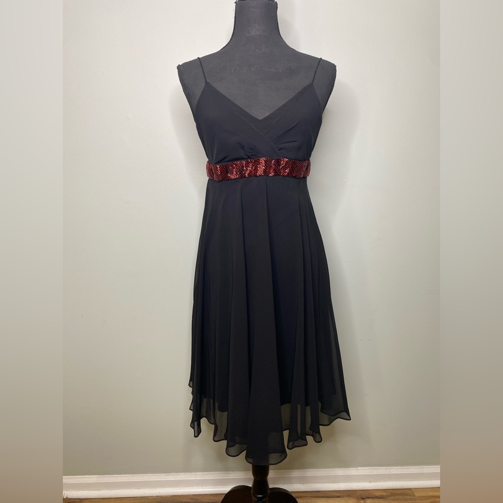 Vintage y2K 2000s cocktail prom dress beaded Flowy spaghetti straps mid length